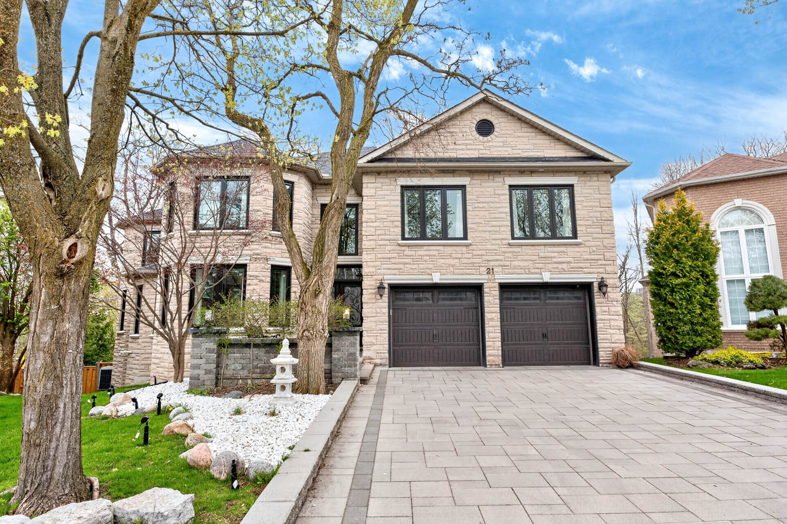 21 Palace Court, Richmond Hill